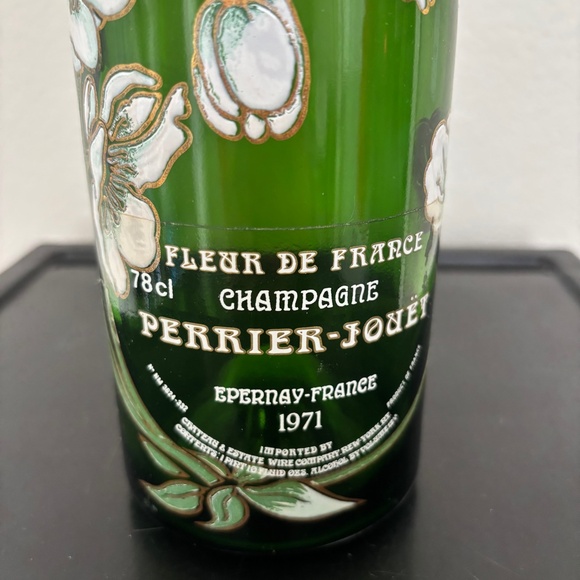 Perrier-Jouet Champagne Bottle Fleur De France Epernay 1971 Vintage Flowers - Picture 2 of 5